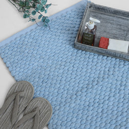 Sky blue bubble texture plush bath mat
